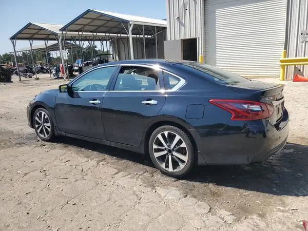 1N4AL3AP5HC483266 2017 NISSAN ALTIMA - Image 2
