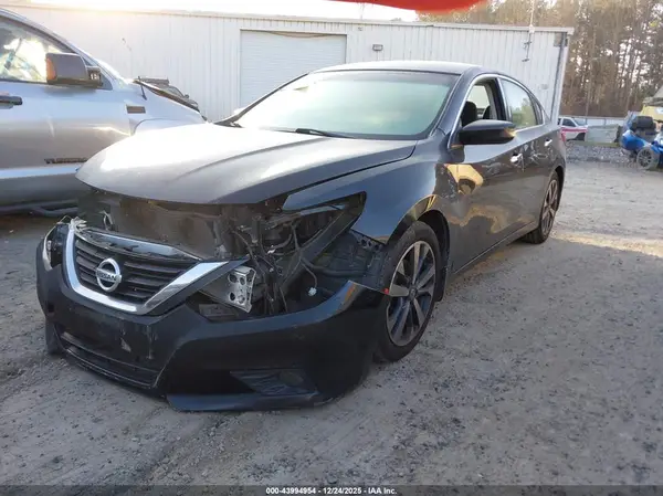 1N4AL3AP5HC484224 2017 NISSAN ALTIMA - Image 2