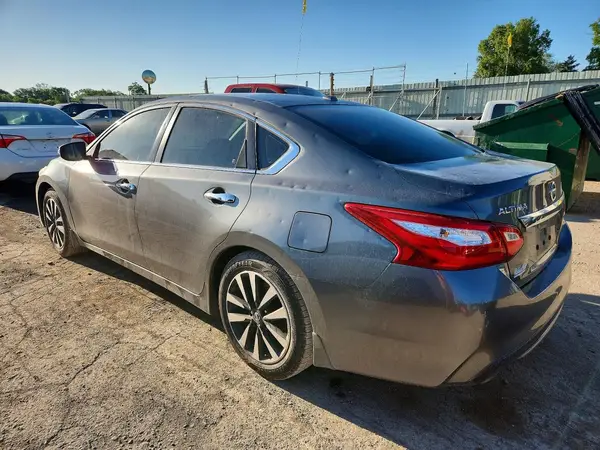 1N4AL3AP5HC486264 2017 NISSAN ALTIMA - Image 2