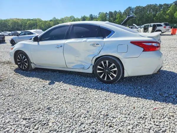 1N4AL3AP5HC486409 2017 NISSAN ALTIMA - Image 2