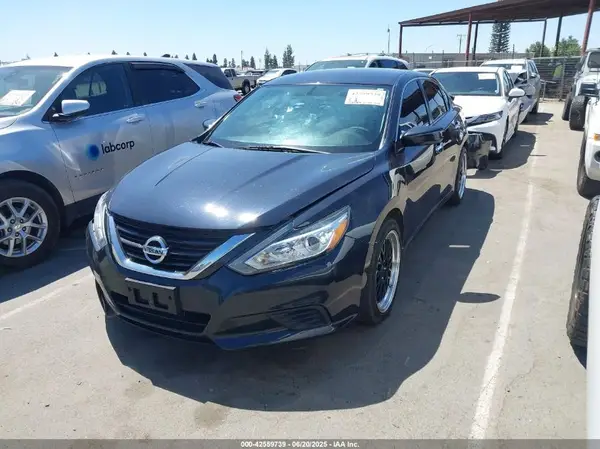 1N4AL3AP5HC487141 2017 NISSAN ALTIMA - Image 2