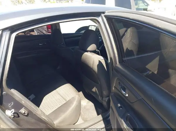 1N4AL3AP5HC487141 2017 NISSAN ALTIMA - Image 8