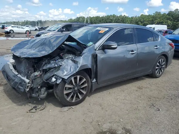 1N4AL3AP5HC488385 2017 NISSAN ALTIMA - Image 1