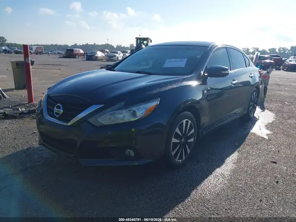 1N4AL3AP5HC488984 2017 NISSAN ALTIMA - Image 2