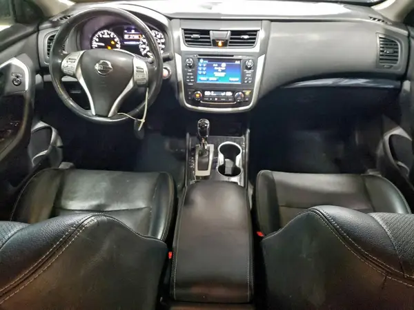 1N4AL3AP5HC493537 2017 NISSAN ALTIMA - Image 8