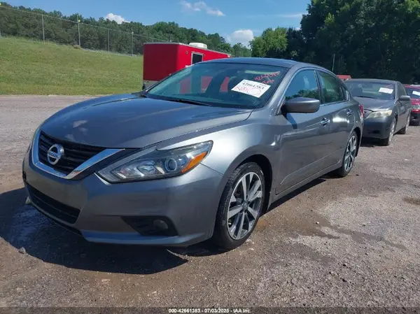 1N4AL3AP5HC493702 2017 NISSAN ALTIMA - Image 2