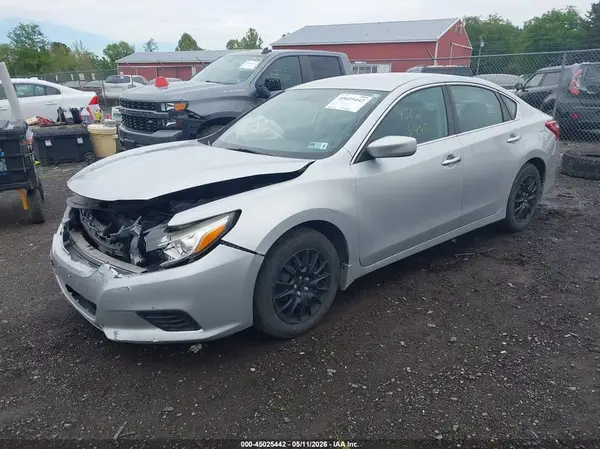 1N4AL3AP5HC494011 2017 NISSAN ALTIMA - Image 2