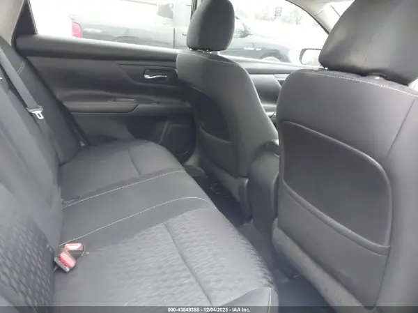 1N4AL3AP5HC494476 2017 NISSAN ALTIMA - Image 8