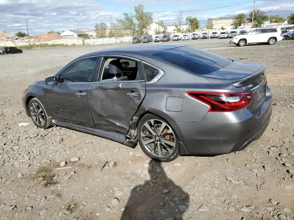 1N4AL3AP5HC495823 2017 NISSAN ALTIMA - Image 2