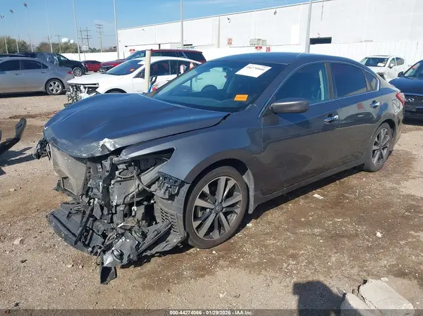 1N4AL3AP5HC495854 2017 NISSAN ALTIMA - Image 2