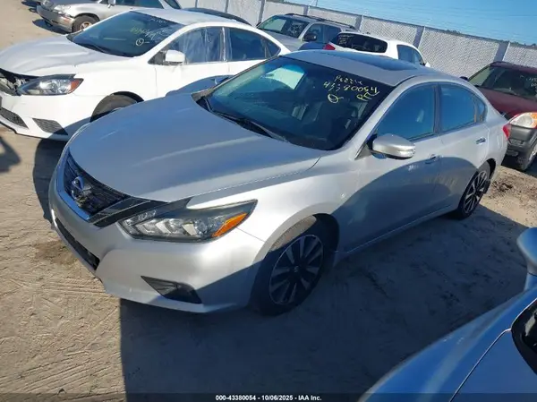 1N4AL3AP5HC498480 2017 NISSAN ALTIMA - Image 2