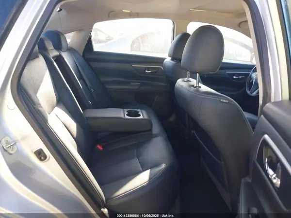 1N4AL3AP5HC498480 2017 NISSAN ALTIMA - Image 8