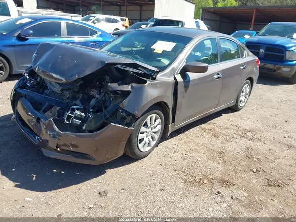 1N4AL3AP5HN304065 2017 NISSAN ALTIMA - Image 2