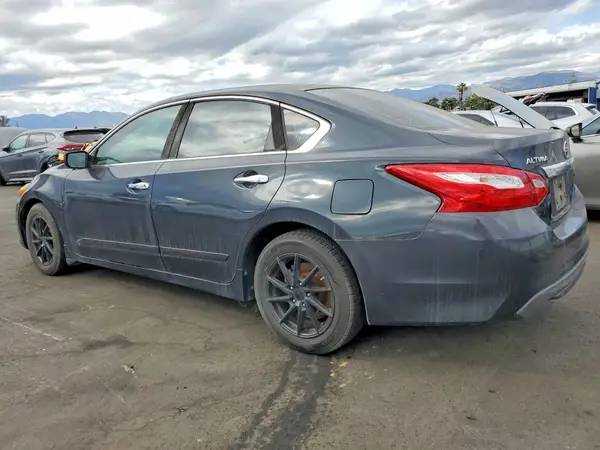 1N4AL3AP5HN305250 2017 NISSAN ALTIMA - Image 2