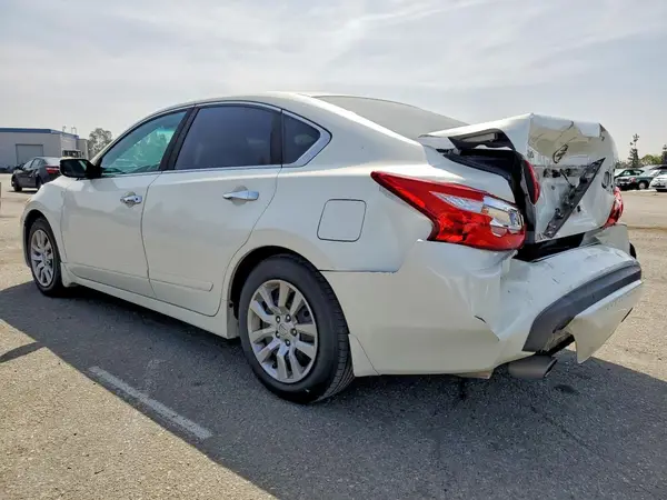 1N4AL3AP5HN305815 2017 NISSAN ALTIMA - Image 2