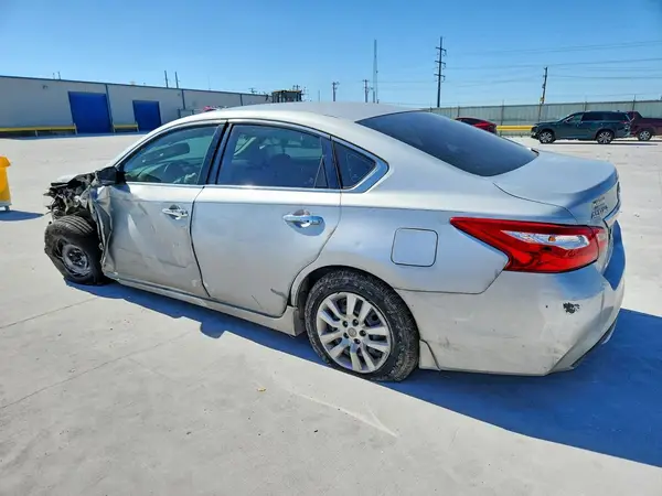 1N4AL3AP5HN308567 2017 NISSAN ALTIMA - Image 2