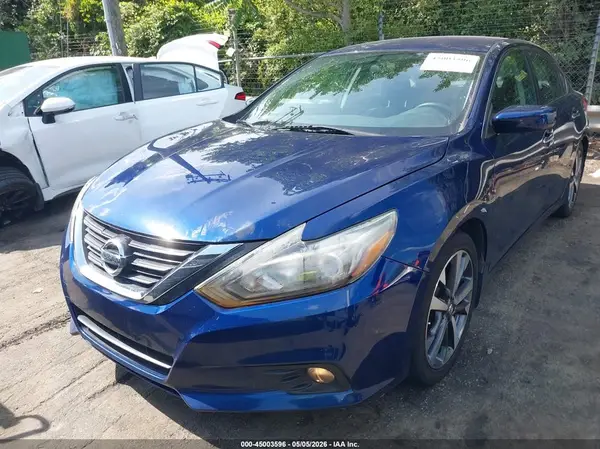 1N4AL3AP5HN310660 2017 NISSAN ALTIMA - Image 2