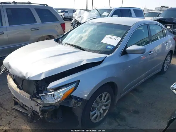 1N4AL3AP5HN311369 2017 NISSAN ALTIMA - Image 2