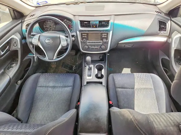 1N4AL3AP5HN312585 2017 NISSAN ALTIMA - Image 8