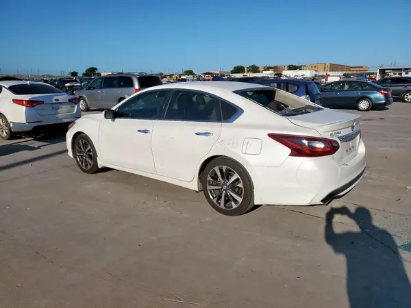 1N4AL3AP5HN312649 2017 NISSAN ALTIMA - Image 2