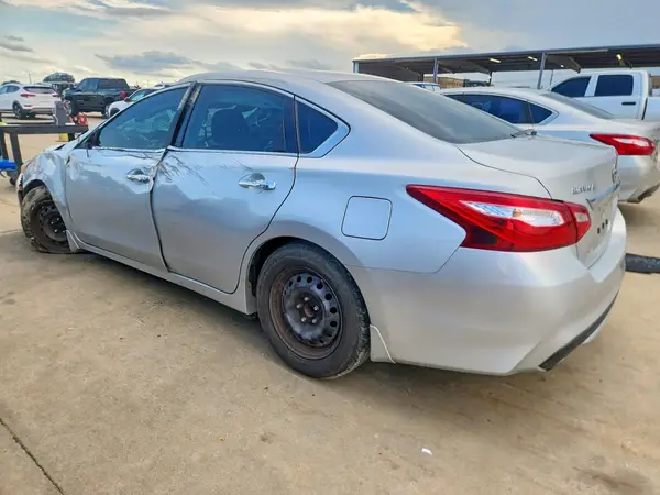 1N4AL3AP5HN316930 2017 NISSAN ALTIMA - Image 2
