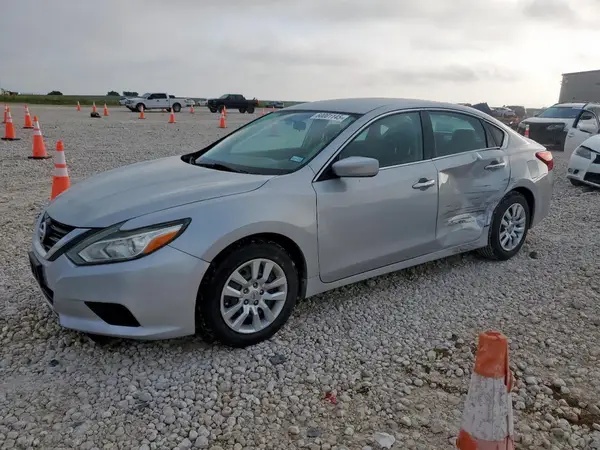 1N4AL3AP5HN318144 2017 NISSAN ALTIMA - Image 1