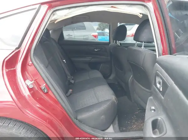 1N4AL3AP5HN320623 2017 NISSAN ALTIMA - Image 8