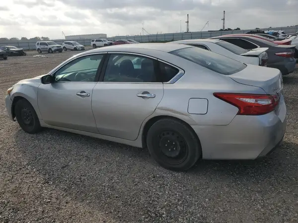 1N4AL3AP5HN323134 2017 NISSAN ALTIMA - Image 2