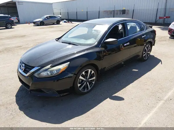 1N4AL3AP5HN324218 2017 NISSAN ALTIMA - Image 2