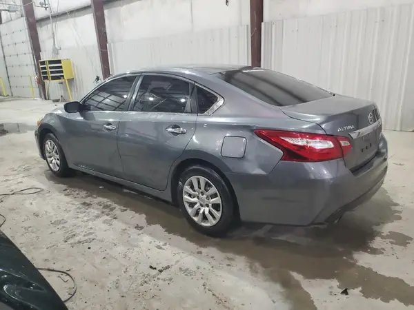 1N4AL3AP5HN328477 2017 NISSAN ALTIMA - Image 2