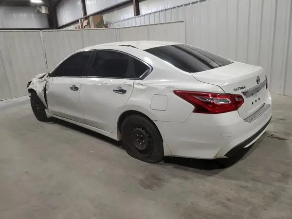 1N4AL3AP5HN329872 2017 NISSAN ALTIMA - Image 2