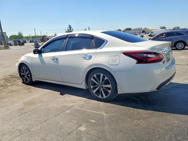 1N4AL3AP5HN330567 2017 NISSAN ALTIMA - Image 2