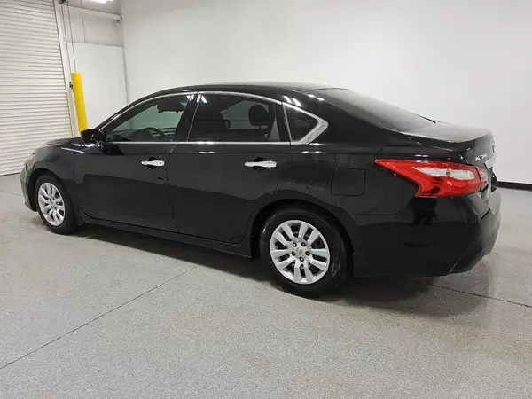 1N4AL3AP5HN339852 2017 NISSAN ALTIMA - Image 2