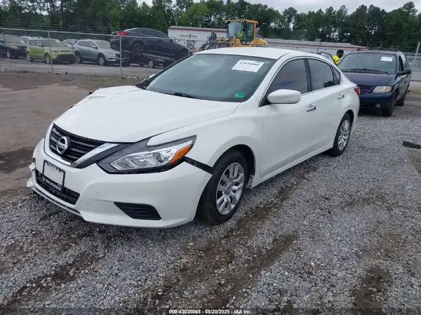 1N4AL3AP5HN340810 2017 NISSAN ALTIMA - Image 2