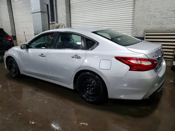1N4AL3AP5HN348910 2017 NISSAN ALTIMA - Image 2