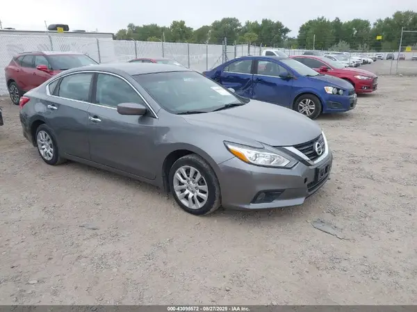 1N4AL3AP5HN350317 2017 NISSAN ALTIMA - Image 1