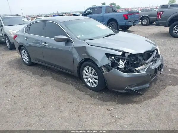 1N4AL3AP5HN350673 2017 NISSAN ALTIMA - Image 1