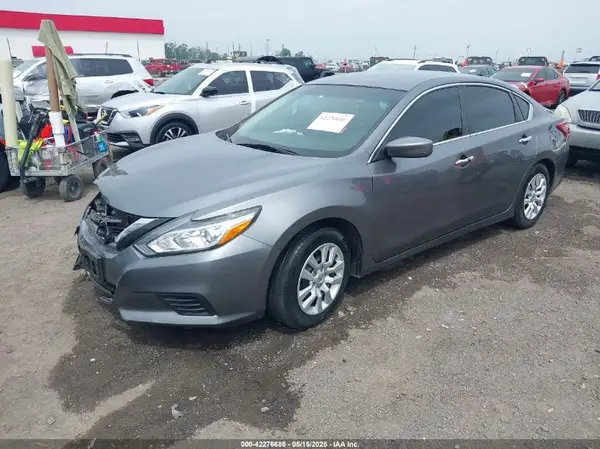 1N4AL3AP5HN350673 2017 NISSAN ALTIMA - Image 2
