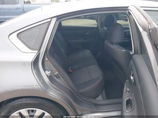 1N4AL3AP5HN350673 2017 NISSAN ALTIMA - Image 8