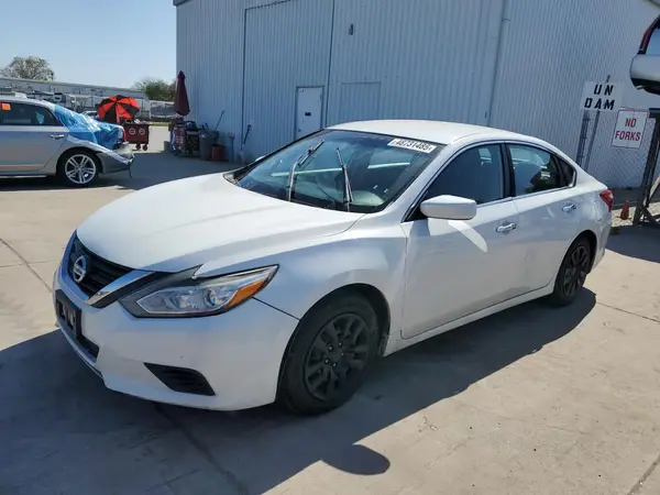1N4AL3AP5HN354190 2017 NISSAN ALTIMA - Image 1