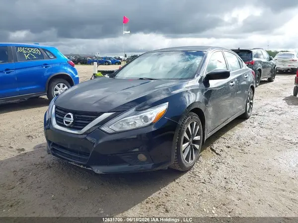 1N4AL3AP5HN356814 2017 NISSAN ALTIMA - Image 2