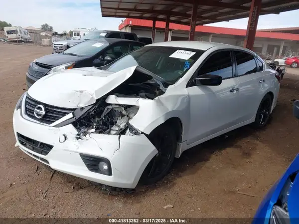 1N4AL3AP5HN358644 2017 NISSAN ALTIMA - Image 2