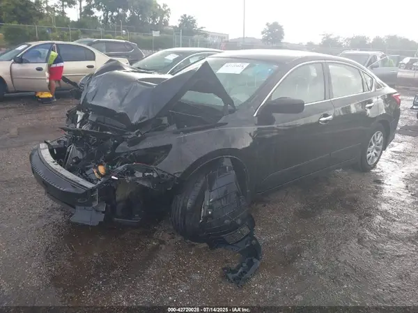 1N4AL3AP5HN359728 2017 NISSAN ALTIMA - Image 2