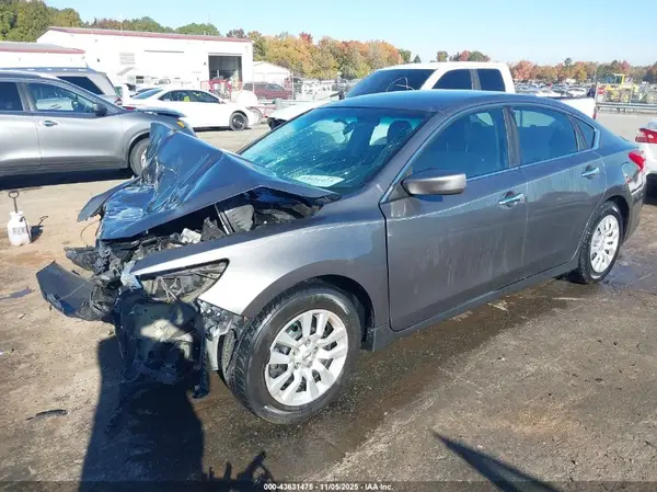 1N4AL3AP5HN360636 2017 NISSAN ALTIMA - Image 2