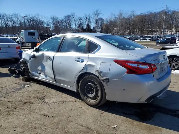 1N4AL3AP5HN364055 2017 NISSAN ALTIMA - Image 2