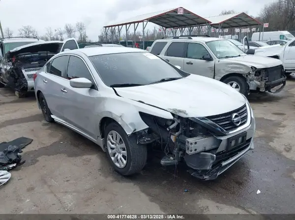 1N4AL3AP5HN366954 2017 NISSAN ALTIMA - Image 1