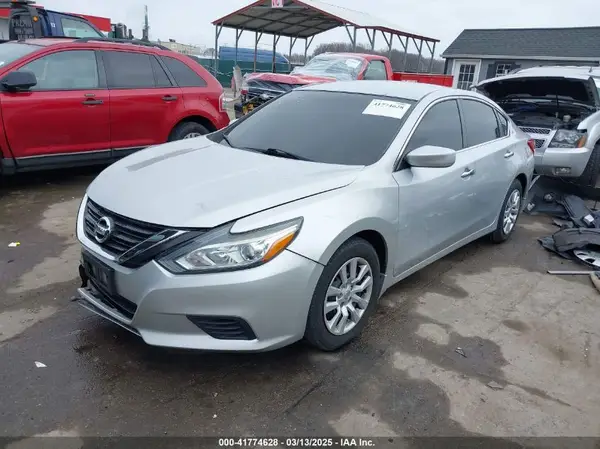 1N4AL3AP5HN366954 2017 NISSAN ALTIMA - Image 2