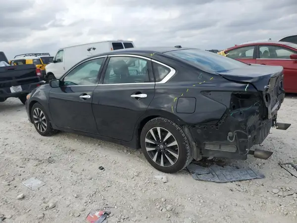 1N4AL3AP5JC100674 2018 NISSAN ALTIMA - Image 2