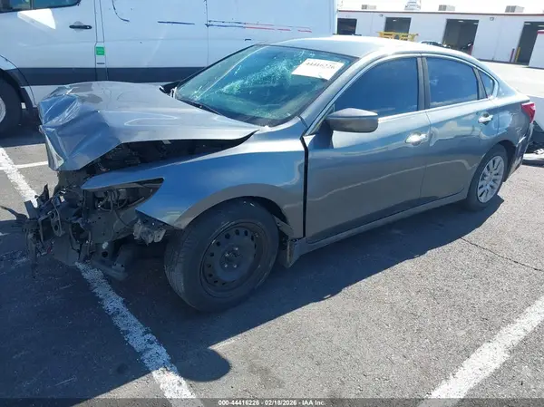 1N4AL3AP5JC102845 2018 NISSAN ALTIMA - Image 2