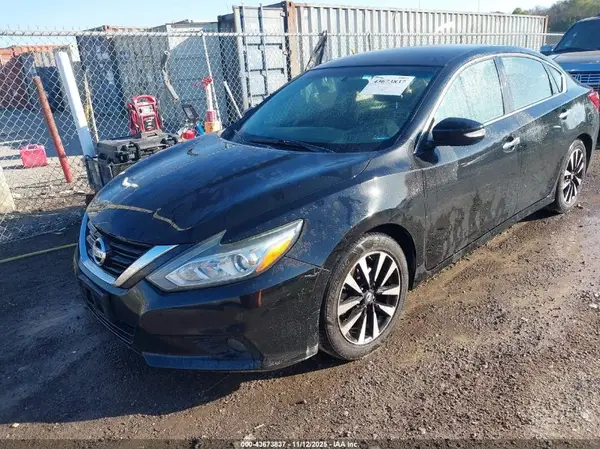 1N4AL3AP5JC105339 2018 NISSAN ALTIMA - Image 2